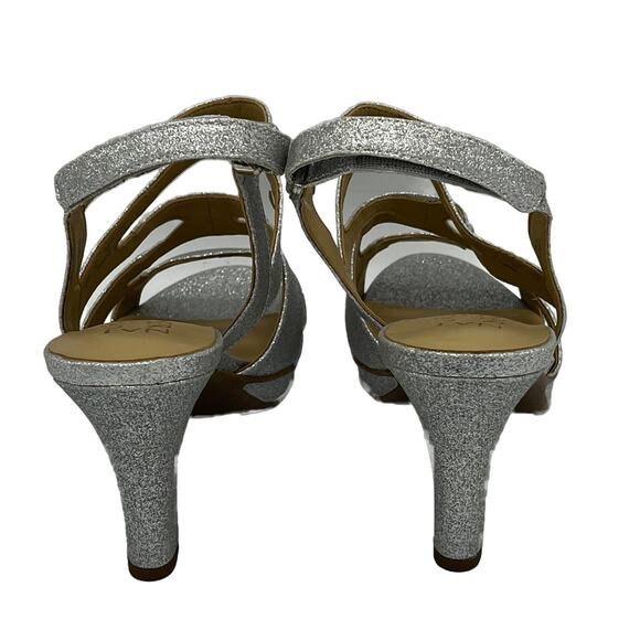 Naturalizer Dianna Strappy Heeled Sandal in Silver Glitter Size 10M - Picture 4 of 10